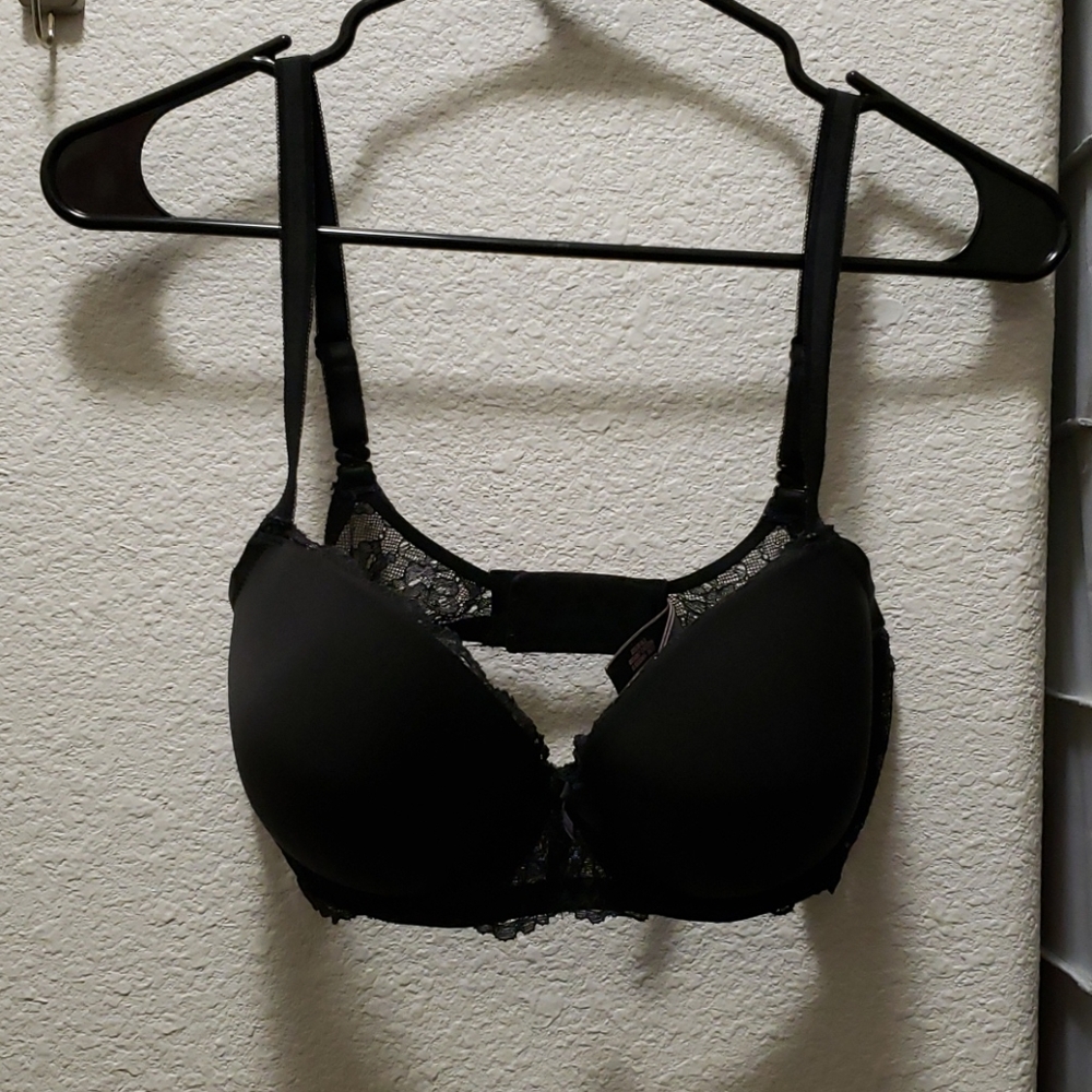 Victoria Secrets Bra
